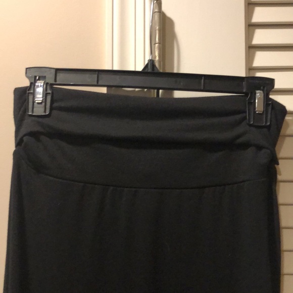 Joe B long black skirt with side slits Small - Picture 4 of 6